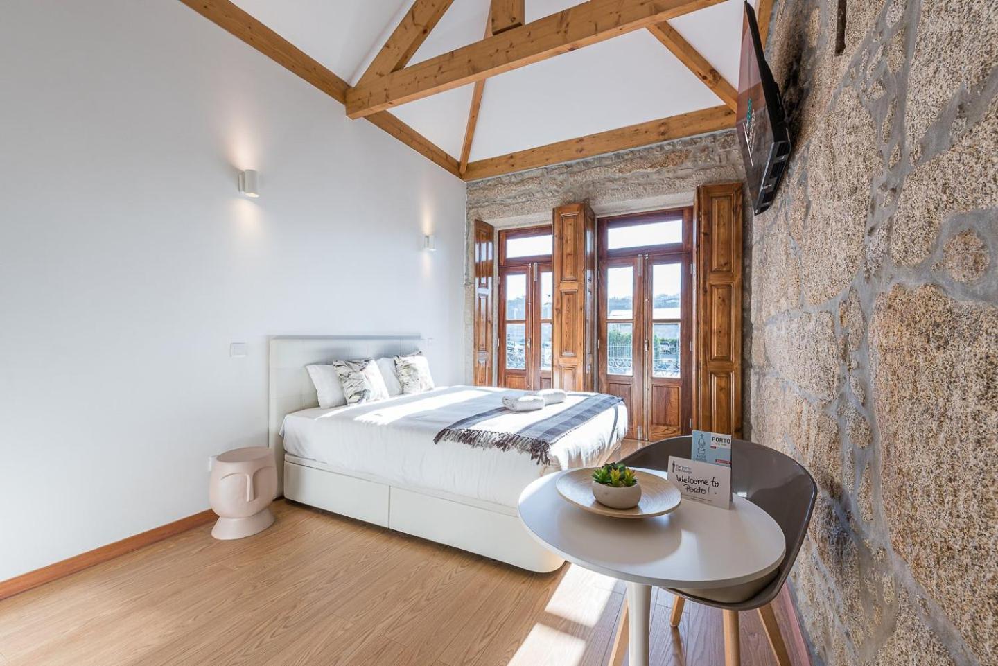 Guestready - Miragaia Stone Studios & Apartments Порту Экстерьер фото