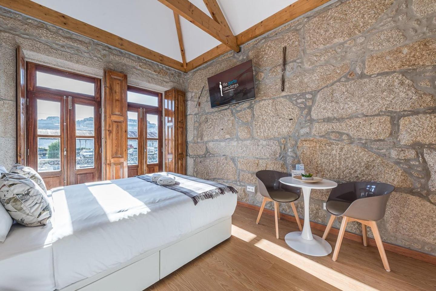 Guestready - Miragaia Stone Studios & Apartments Порту Экстерьер фото
