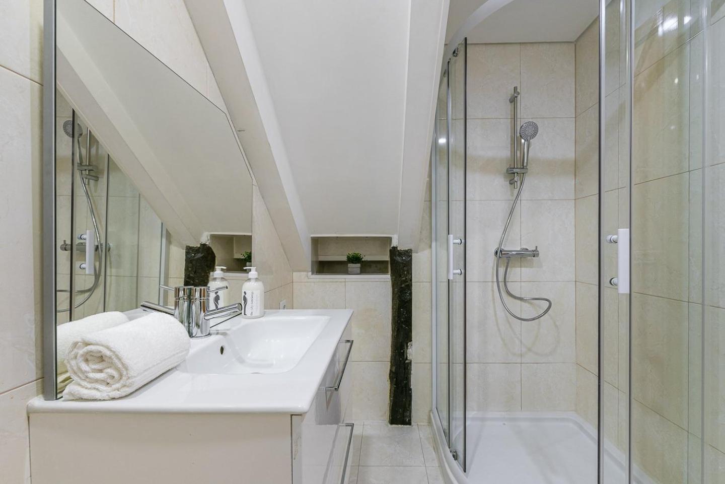 Guestready - Miragaia Stone Studios & Apartments Порту Экстерьер фото