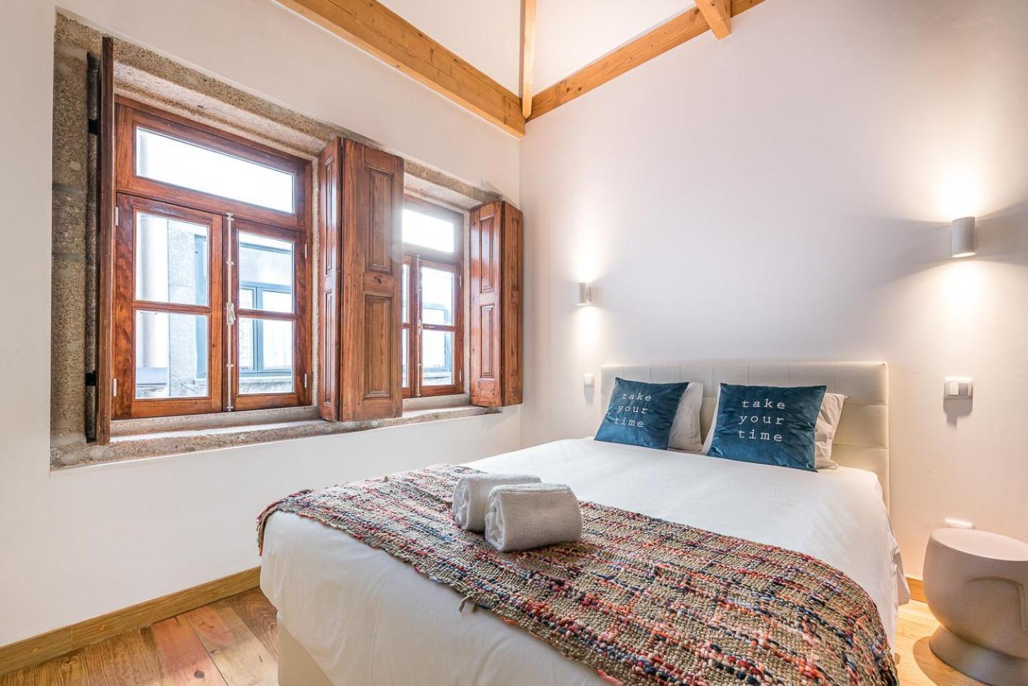 Guestready - Miragaia Stone Studios & Apartments Порту Экстерьер фото