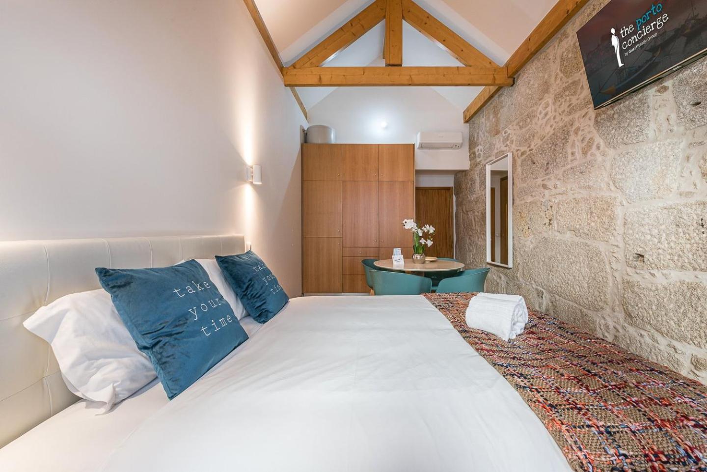 Guestready - Miragaia Stone Studios & Apartments Порту Экстерьер фото