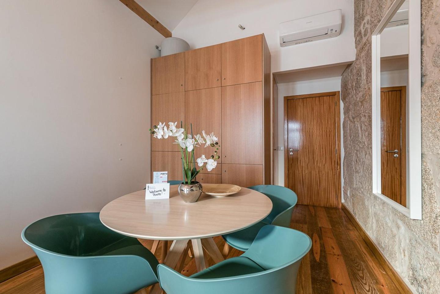 Guestready - Miragaia Stone Studios & Apartments Порту Экстерьер фото